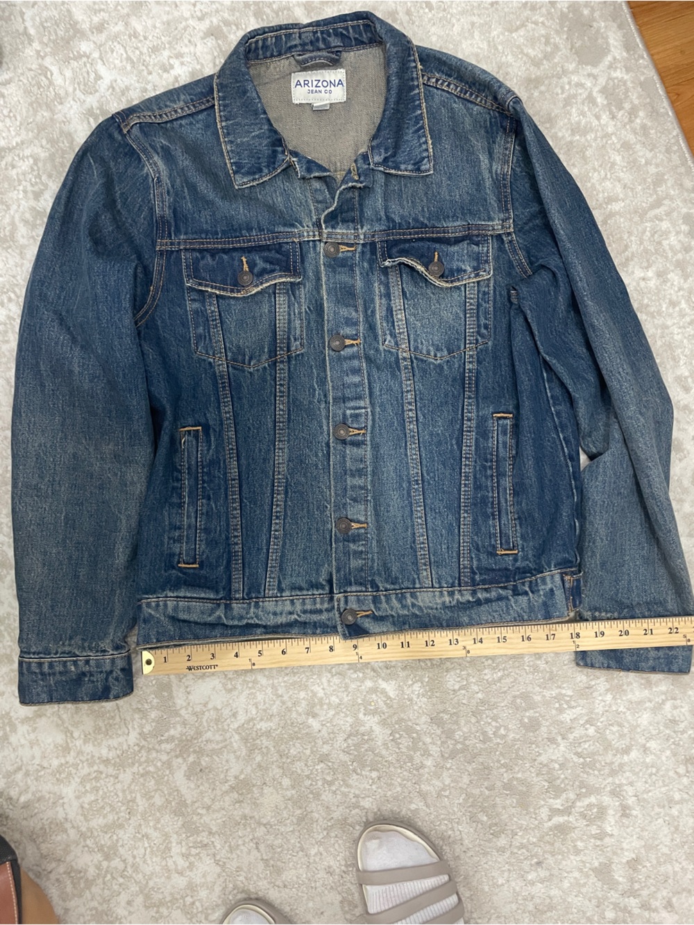 Vintage Y2K Arizona Jean Co Men’s Medium Distressed Denim Trucker Jacket